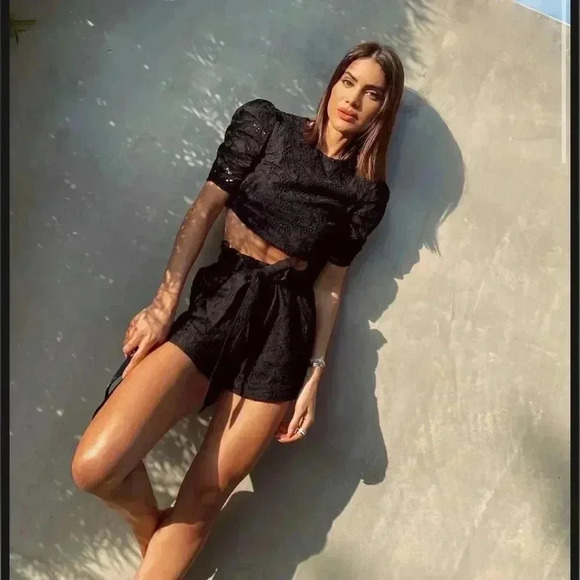 Camila Coehlo Sylvie Top - Picture 1 of 7